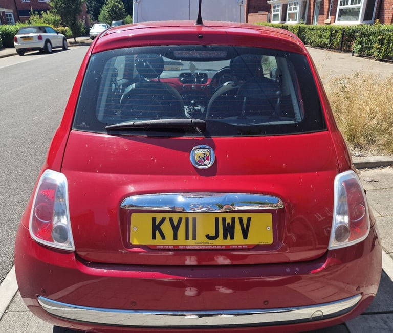 Fiat, 500, Hatchback, 2011, 12 months MOT