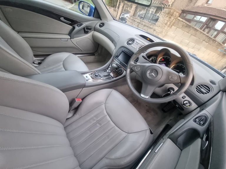 2010 Mercedes-Benz SL SL 350 2dr Tip Auto CONVERTIBLE Petrol Automatic