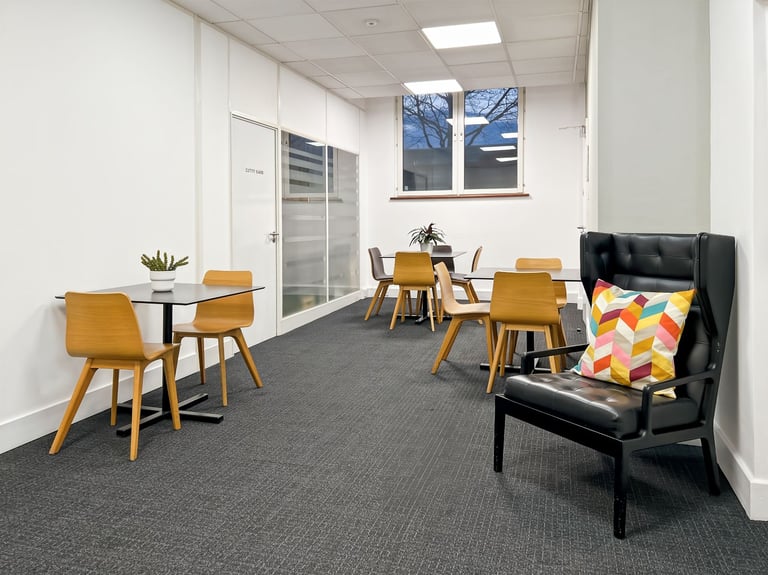 London - SE1 7TL, 1 Desk private office available at Vintage House 