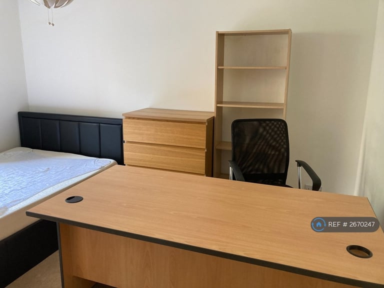 1 bedroom in Charlotte Street, Glasgow, G1 (#2670247)