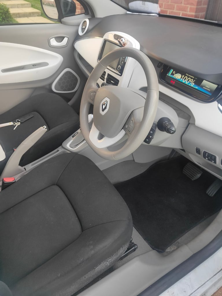 Renault, ZOE, Hatchback, 2015, Other, 1 (cc), 5 doors