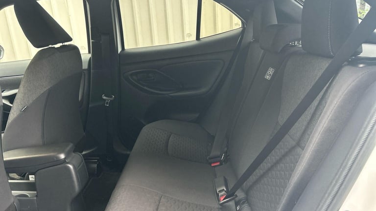  Toyota Yaris Cross 1.5 VVT-h Design SUV 5dr Petrol Hybrid E-CVT Euro 6 (s/s) (116 ps) Petrol/Ele...