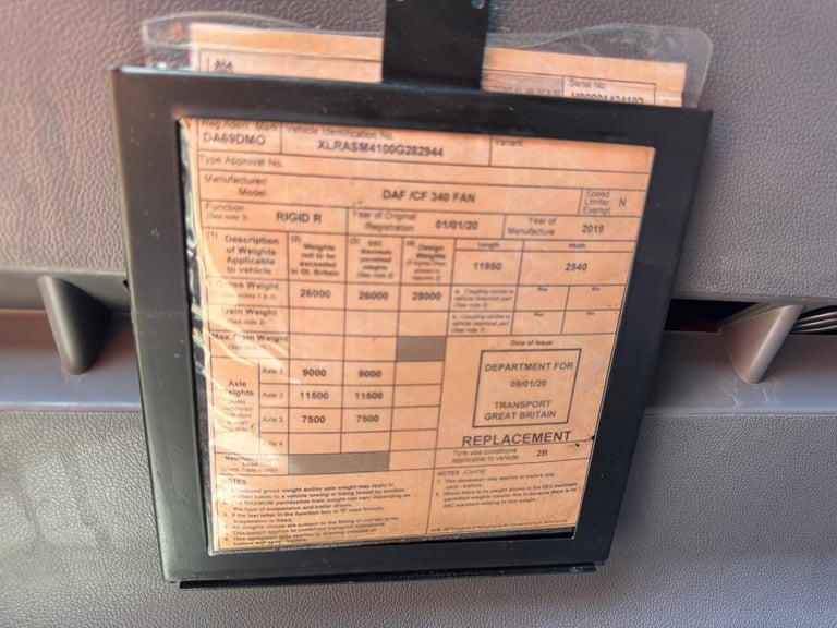 2020 DAF CF 340 6X2 BOX 