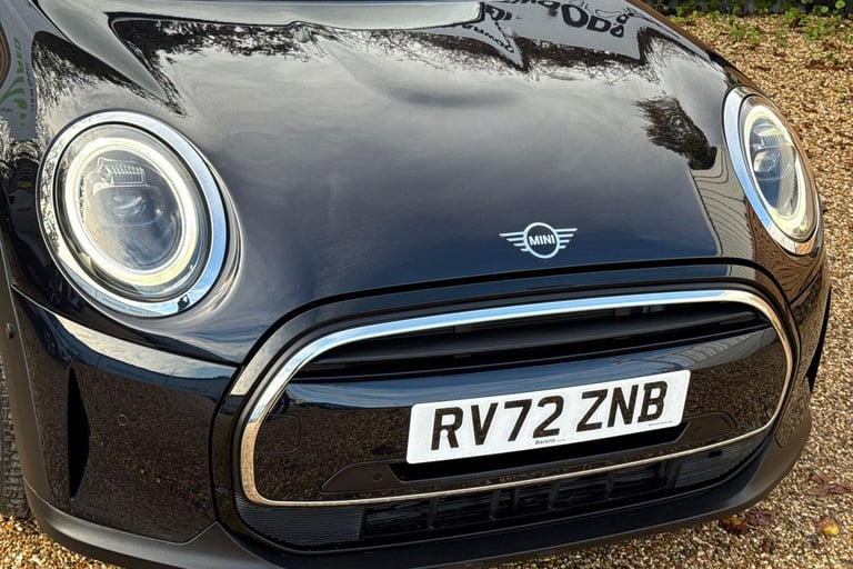 2022 MINI Hatch 1.5 Cooper Exclusive Hatchback 3dr Petrol Steptronic Euro 6 (s/s) (136 ps) HATCHB...