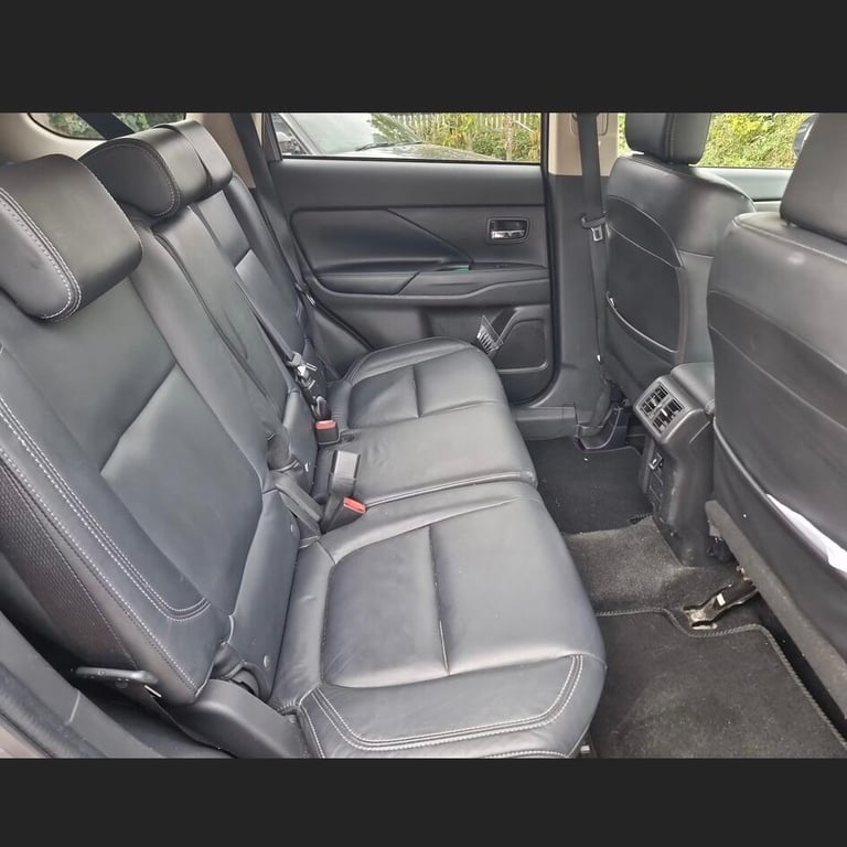 2019 Mitsubishi Outlander 2.0 MIVEC 4 CVT 4WD Euro 6 (s/s) 5dr ESTATE Petrol Automatic
