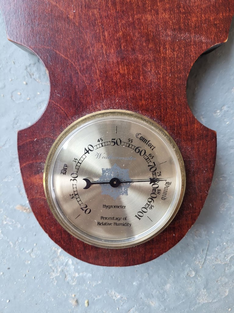 Large Vintage Banjo Weathermaster barometer, thermometer and hygrometer. 