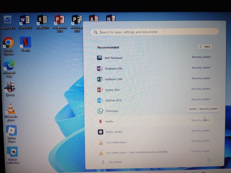 Windows 11, 8GB RAM, i5, 120GB SSD + 500GB HDD, Dell laptop. FULL MICROSOFT OFFICE, HDMI, Cam