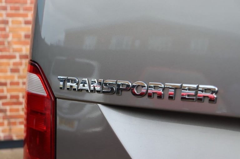 2017 17 VOLKSWAGEN TRANSPORTER 2.0 BITDI T32 BLUEMOTION TECH WINDOW VAN 4DR DIES