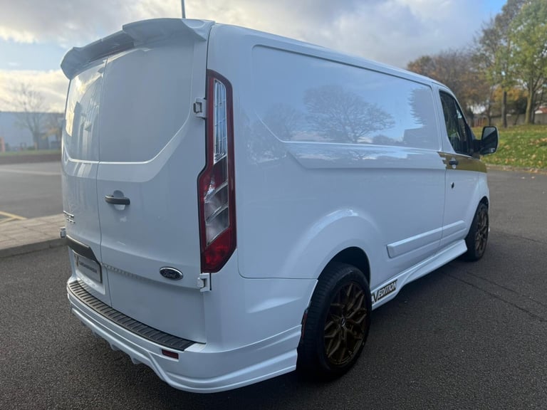 2020 Ford Transit Custom  2.0 EcoBlue CV EDITION SPORTS CUSTOM VAN Aston Martin PANEL VAN Diesel ...