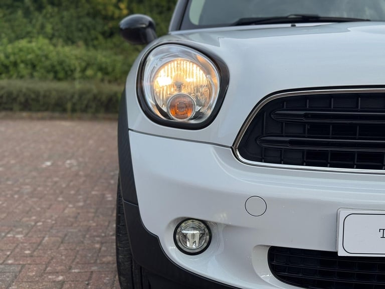 2015 MINI Countryman 1.6 Cooper Auto Euro 6 5dr HATCHBACK Petrol Automatic