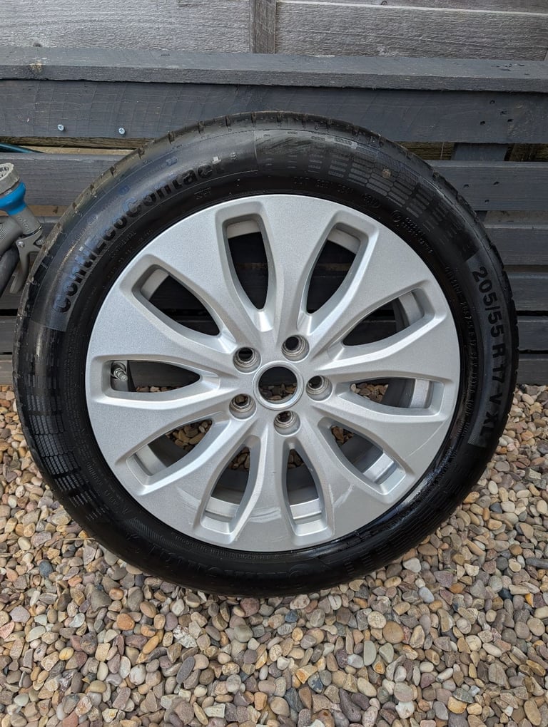 Jaguar 17 alloy wheel x1 5 stud 