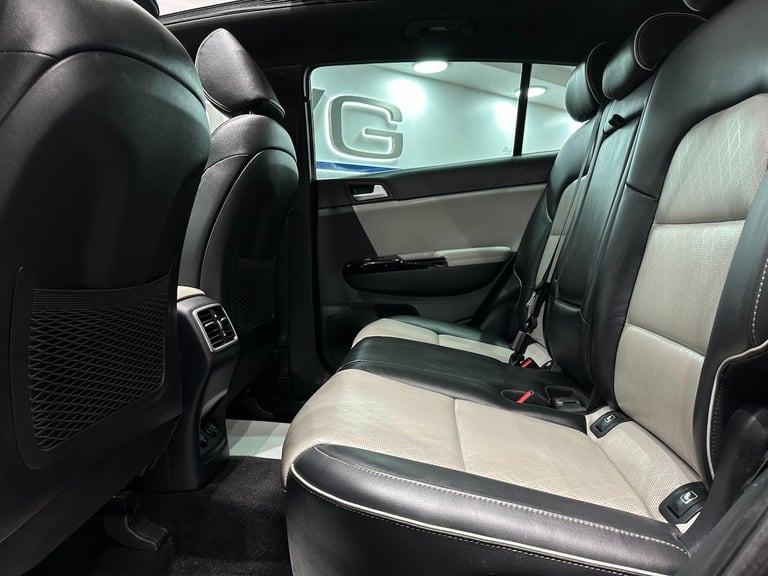2017 Kia Sportage 1.6 T-GDi GT-Line S SUV 5dr Petrol DCT AWD Euro 6 (174 bhp) ESTATE Petrol Autom...