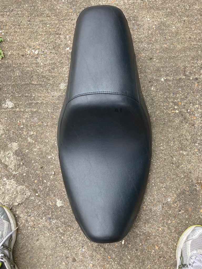 Harley Davidson Dynaglide seat