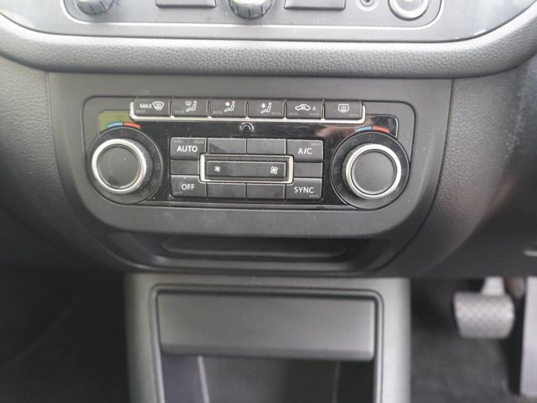 2014 Volkswagen Tiguan 2.0 TDI BlueMotion Tech Match DSG 4WD Euro 5 (s/s) 5dr SUV Diesel Automatic