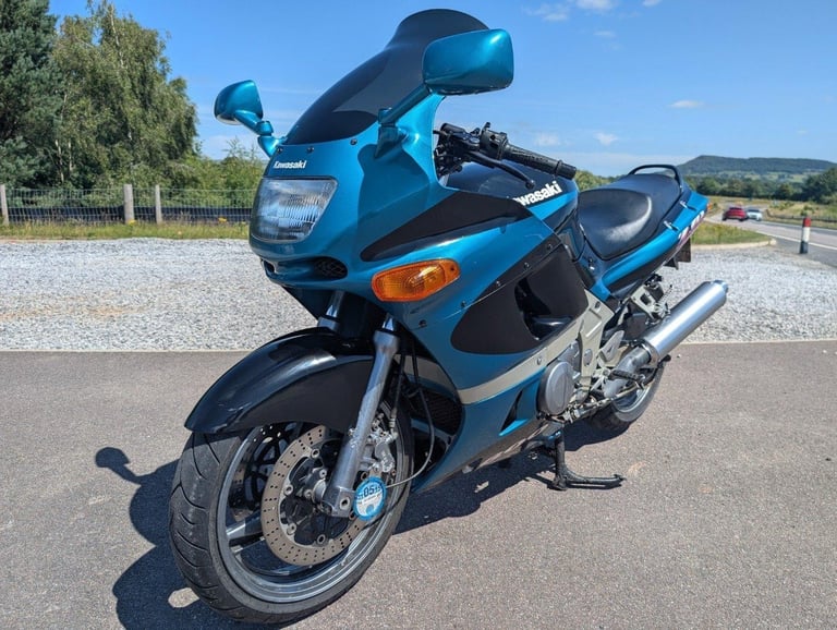 1993 KAWASAKI ZZR600