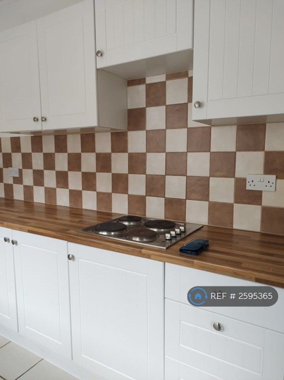 2 bedroom house in London Road, Stoke-On-Trent, ST4 (2 bed) (#2595365)