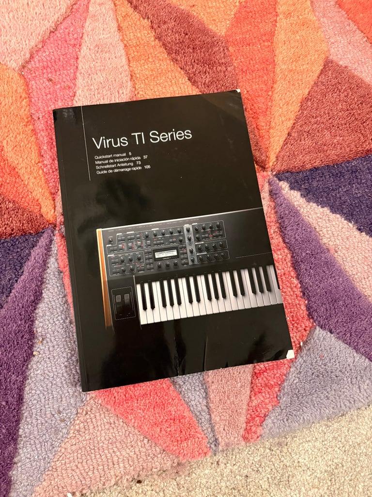 ACCESS VIRUS TI2 61 Key Synthesiser Excellent condition 