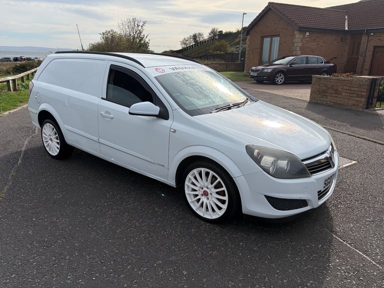 2007 VAUXHALL ASTRA 1.7 CDTI SPORTIVE Long mot drives looks & drives fantastic 