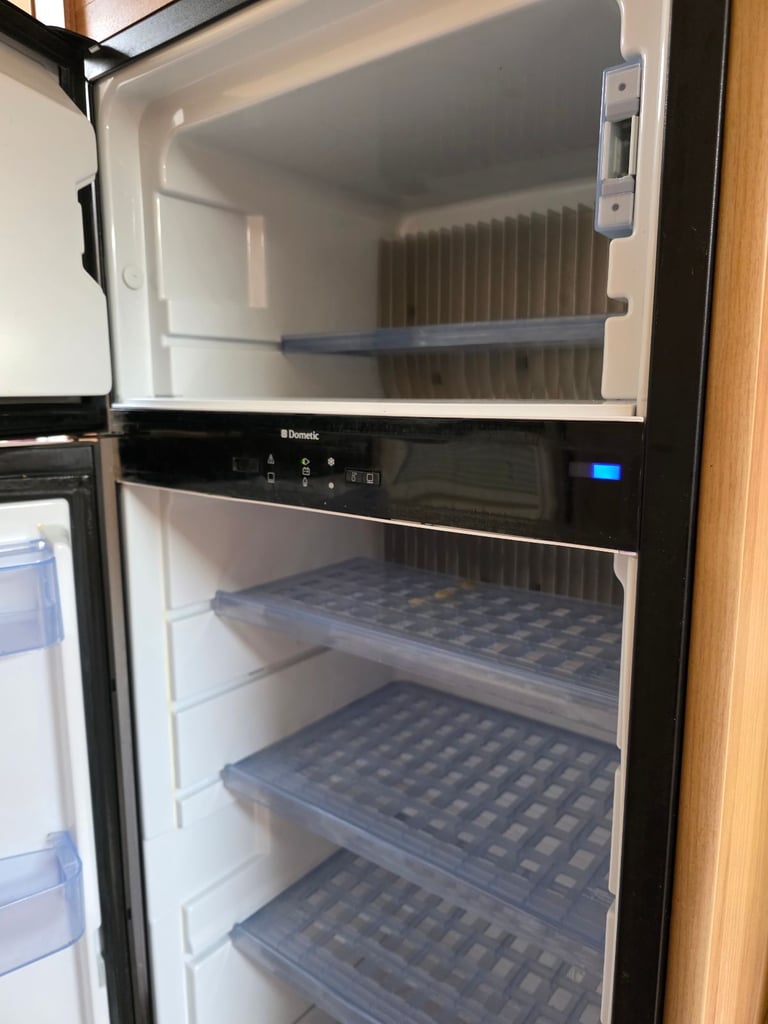 2011 bailey unicorn almeria fixed bed mover all season awning alde wet central heating