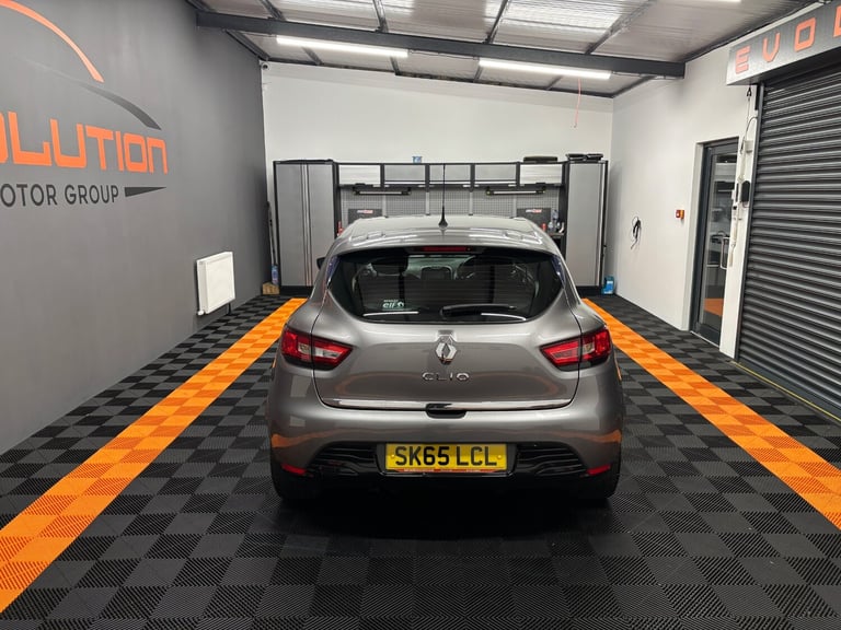 2015 Renault Clio 1.2 16V Dynamique Nav 5dr HATCHBACK Petrol Manual