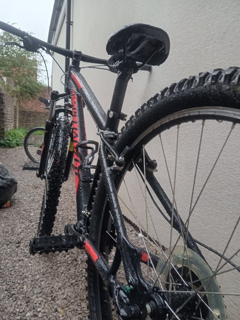 SPECIALISED branded mountain bike 
