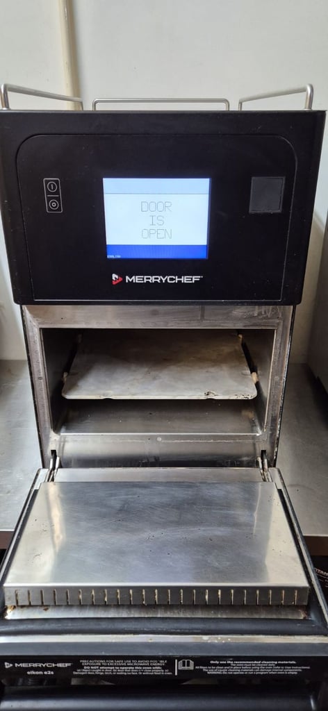 Merrychef E2S High Speed Oven Light Use 2023