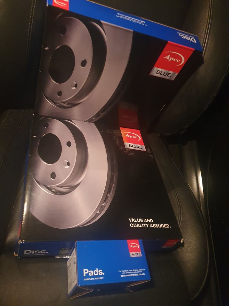 APEC Blue Front Brake Discs & Pads For Mazda 323f 1.6