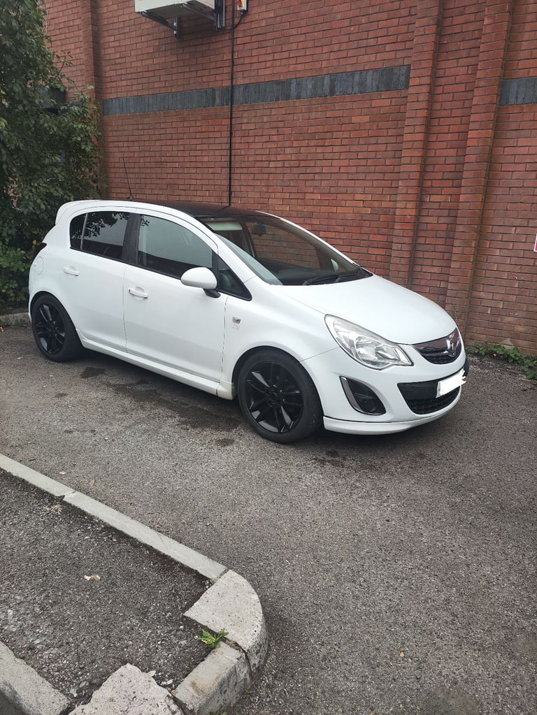 (NEW MOT) VAUXHALL Corsa Limited Edition SXI (5 door Rare)