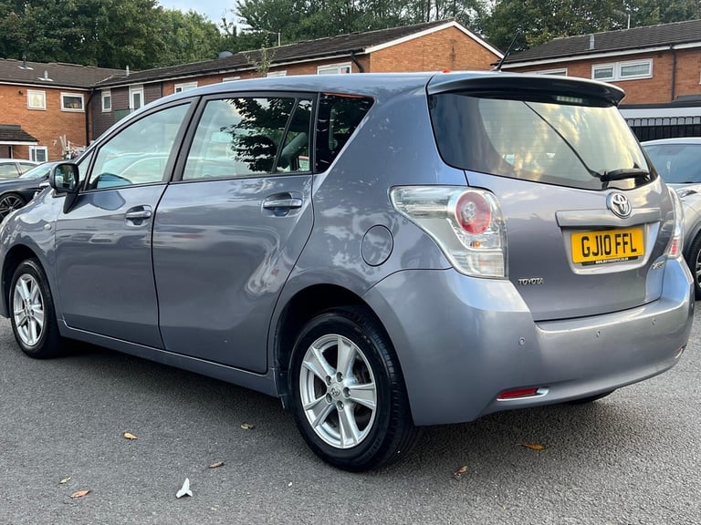 2010 Toyota Verso 1.6 V-matic TR 5dr MPV Petrol Manual