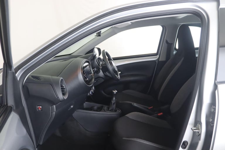 2022 Toyota Aygo X 1.0 VVT-i Pure Euro 6 (s/s) 5dr HATCHBACK Petrol Manual