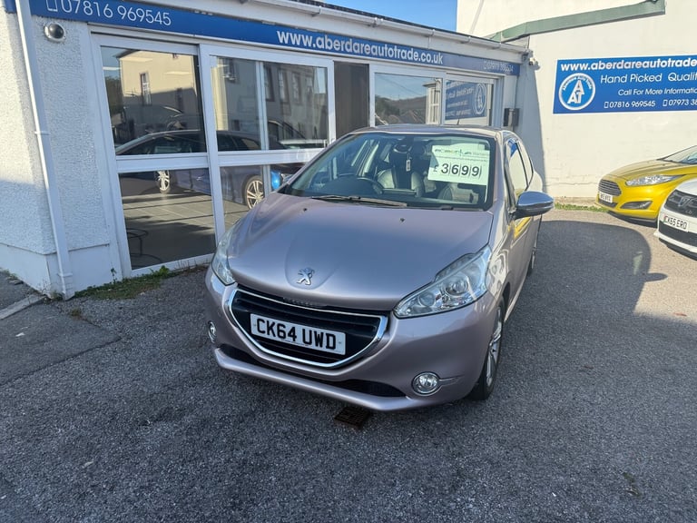 image for 2014 Peugeot 208 1.2 VTi Allure 3dr HATCHBACK Petrol Manual