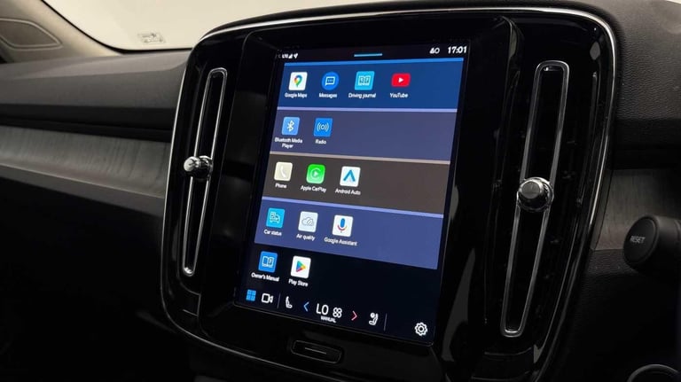 2025 Volvo XC40 2.0 B4 MHEV Ultra Bright DCT Auto Euro 6 (s/s) 5dr ESTATE Petrol/Electric Hybrid ...