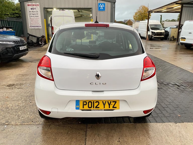 2012 Renault Clio 1.2 Dynamique TomTom Euro 5 5dr HATCHBACK Petrol Manual
