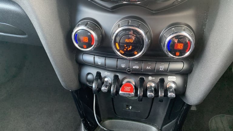 2018 MINI Hatch 1.5 Cooper Hatchback 3dr Petrol Steptronic Euro 6 (s/s) (136 ps) Hatchback Petrol...