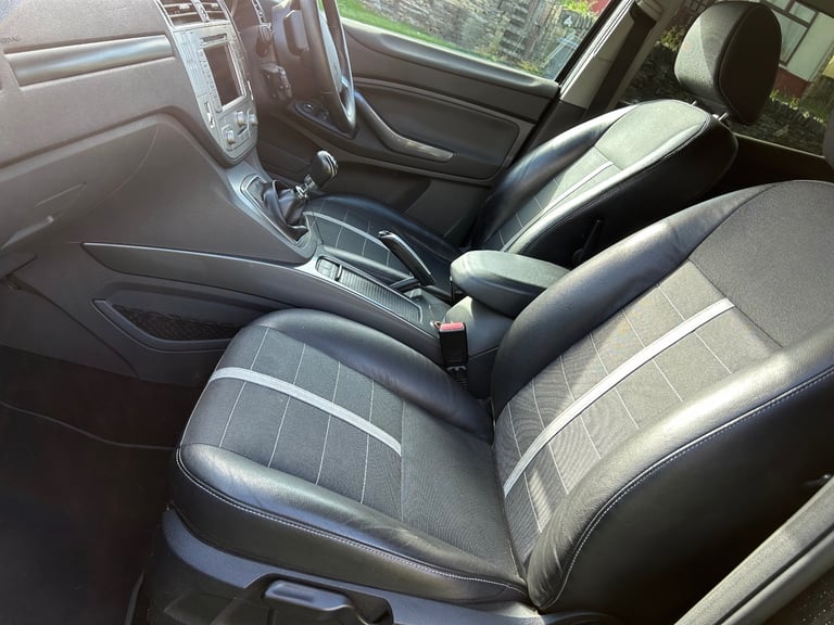 2010 Ford Kuga 2.0 TDCi Titanium NAV LEATHER HEATED