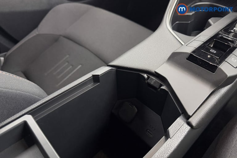 2024 Toyota C-HR 2.0 PHEV Design 5dr CVT HATCHBACK PETROL/ELECTRIC Automatic