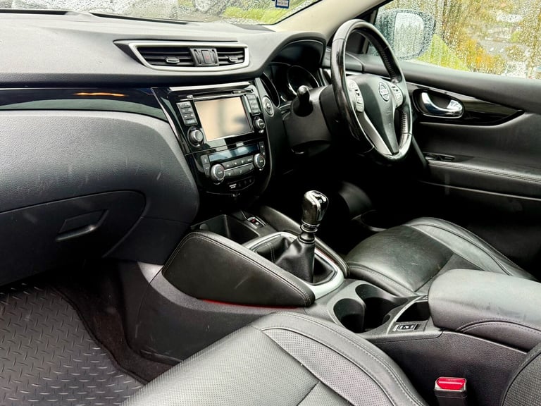 2016 NISSAN QASHQAI 1.5 DCI TEKNA 5DR BLACK PAN-ROOF HEATED LEATHER DIESEL