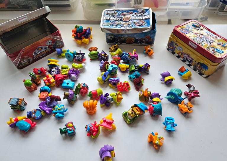 image for Large Bundle Mixed Superzings and Tins