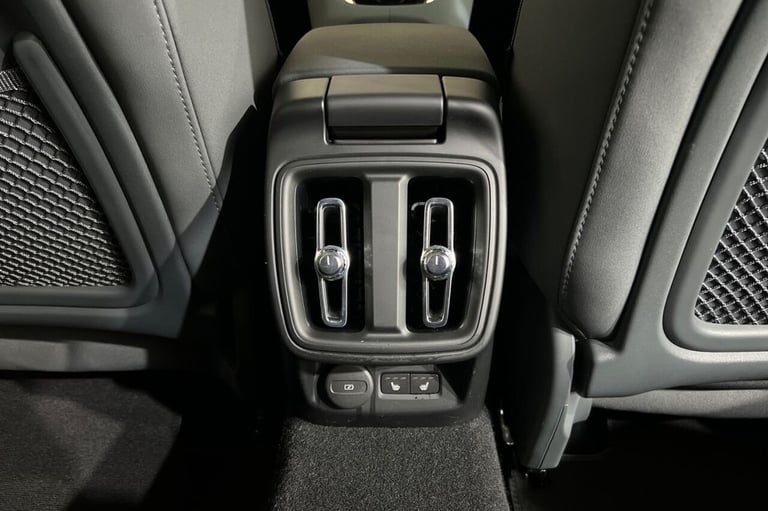 2024 74 POLESTAR POLESTAR 2 SINGLE MOTOR 82KWH LONG RANGE FASTBACK 5DR ELECTRIC 