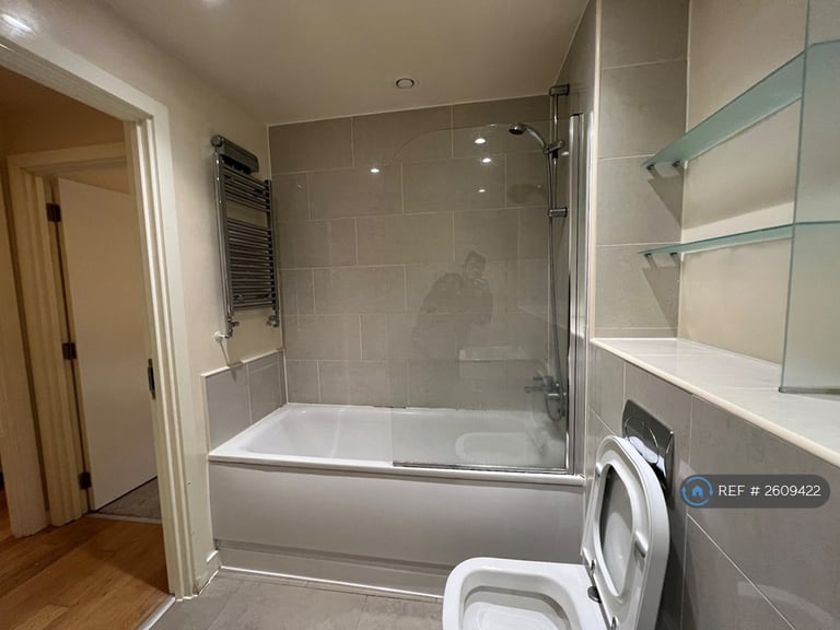 1 bedroom flat in Great Ancoats Street, Manchester, M4 (1 bed) (#2609422)