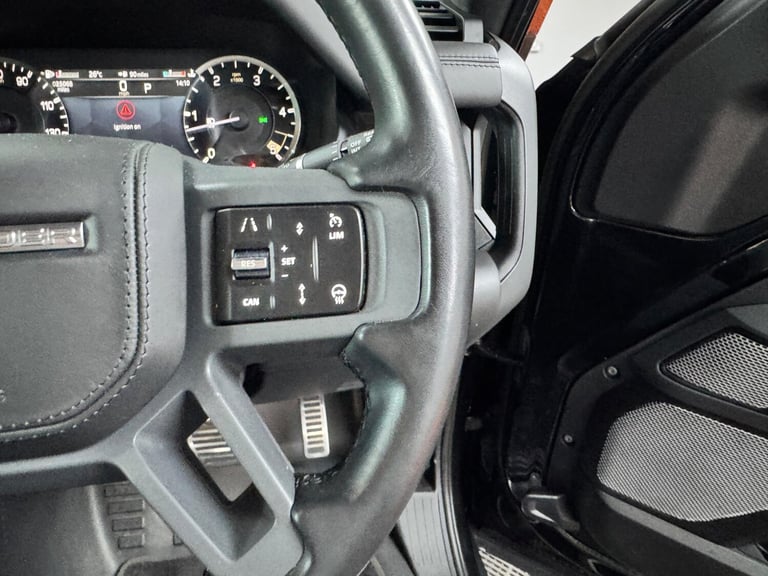 2023 Land Rover Defender 130 3.0 D300 MHEV X Auto 4WD Euro 6 (s/s) 5dr ESTATE Diesel Automatic