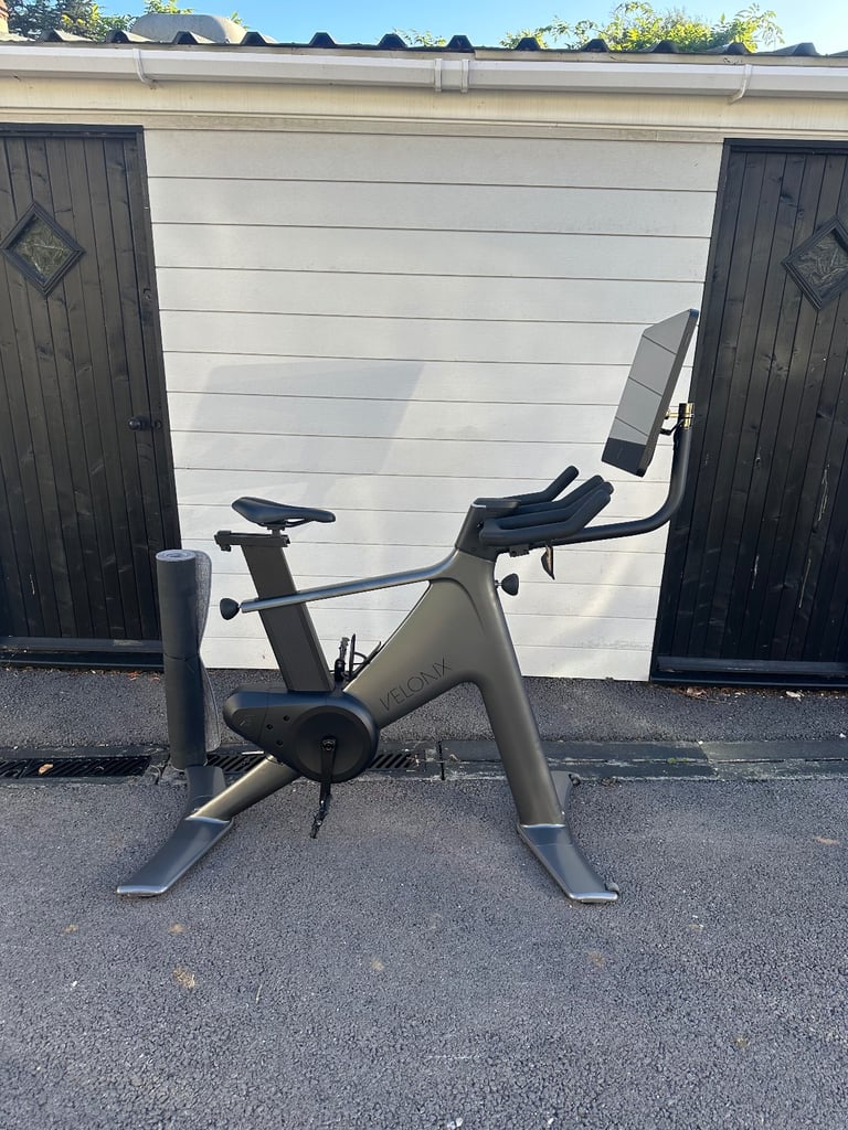 image for Speediance VeloNix Smart Indoor Exercise Bike, Zwift Compatible , NEW RRP £2599