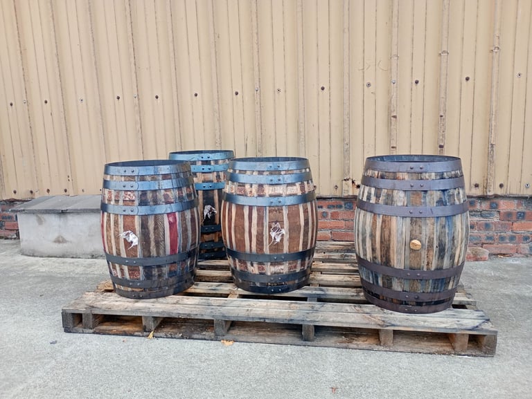 Small 64 liters barrels