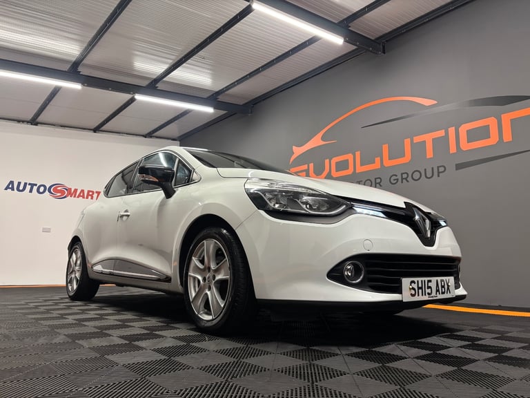 2015 Renault Clio 1.2 16V Dynamique MediaNav 5dr HATCHBACK Petrol Manual