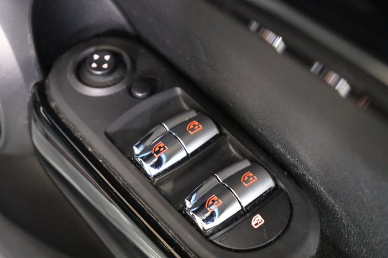 2021 MINI Hatch 2.0 Cooper S Sport Hatchback 5dr Petrol Manual Euro 6 (s/s) (178 ps) Hatchback Pe...