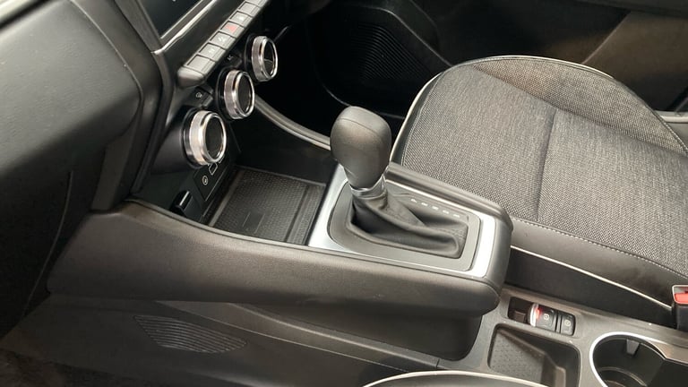 2024 Renault Captur 1.6 E-Tech full hybrid 145 Techno 5dr Auto Hybrid Hatchback Hatchback Hybrid ...