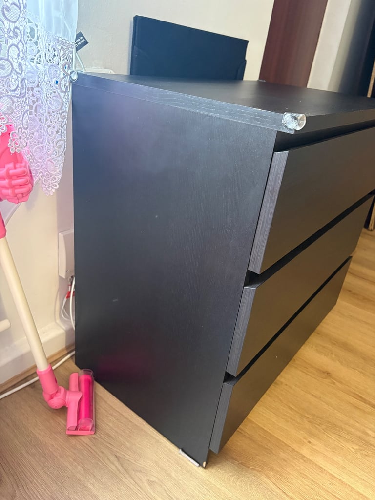Ikea chest of 3 drawers 