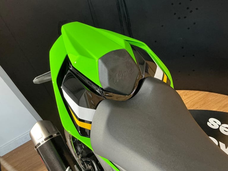 Kawasaki Ninja ZX10R KRT PERFORMANCE 2025 LAST ONE! SAVE £2000 FREE UK DELIVERY!
