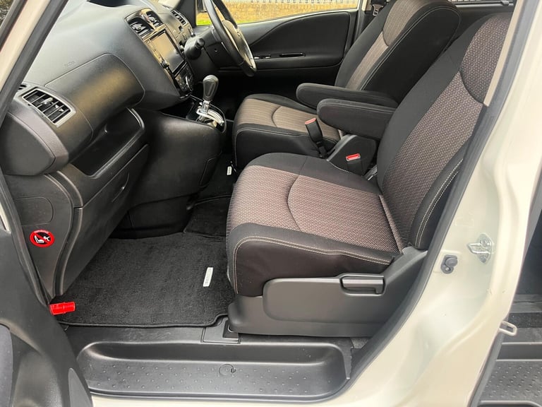  Nissan Serena 2.0 PETROL HYBRID HIGHWAY STAR AUTO Petrol/Electric Hybrid Automatic