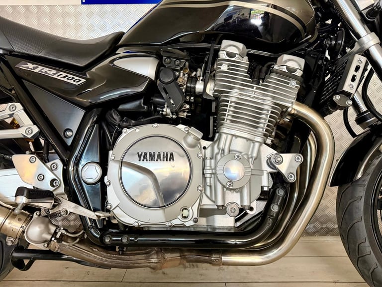 YAMAHA XJR 1300, 2009, 59 REG, SUPERB COND, ONLY 6,319 MILES, FSH, FULL MOT